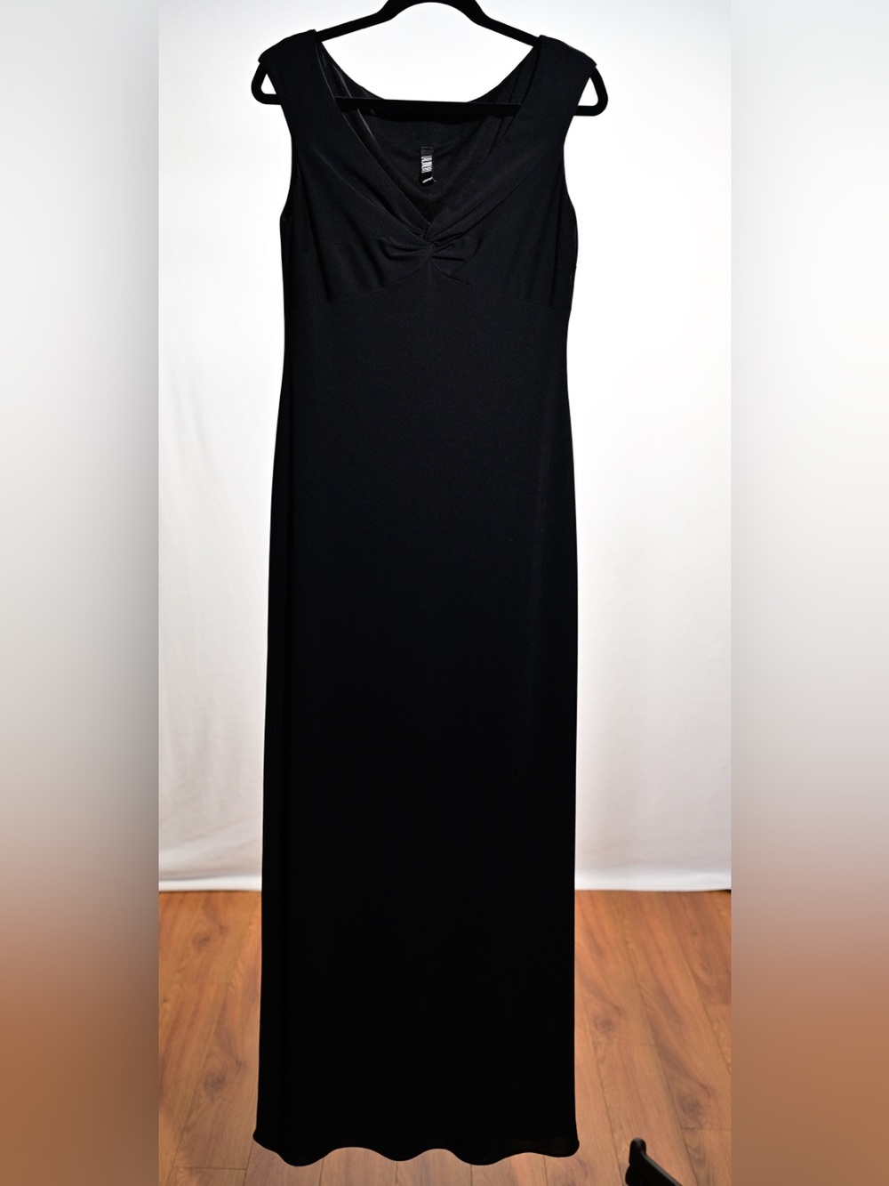 Laundry By Shelli Segal Black Sleeveless Maxi Dress with Twist Neckline